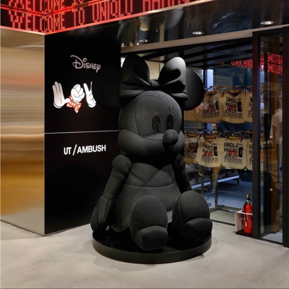DISNEY x AMBUSH x UNIQLO MINNIE MOUSE 3D SILHOUETTE BACKPACK - Picture 2 of 5
